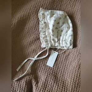 NWT Quincy Mae Bonnet